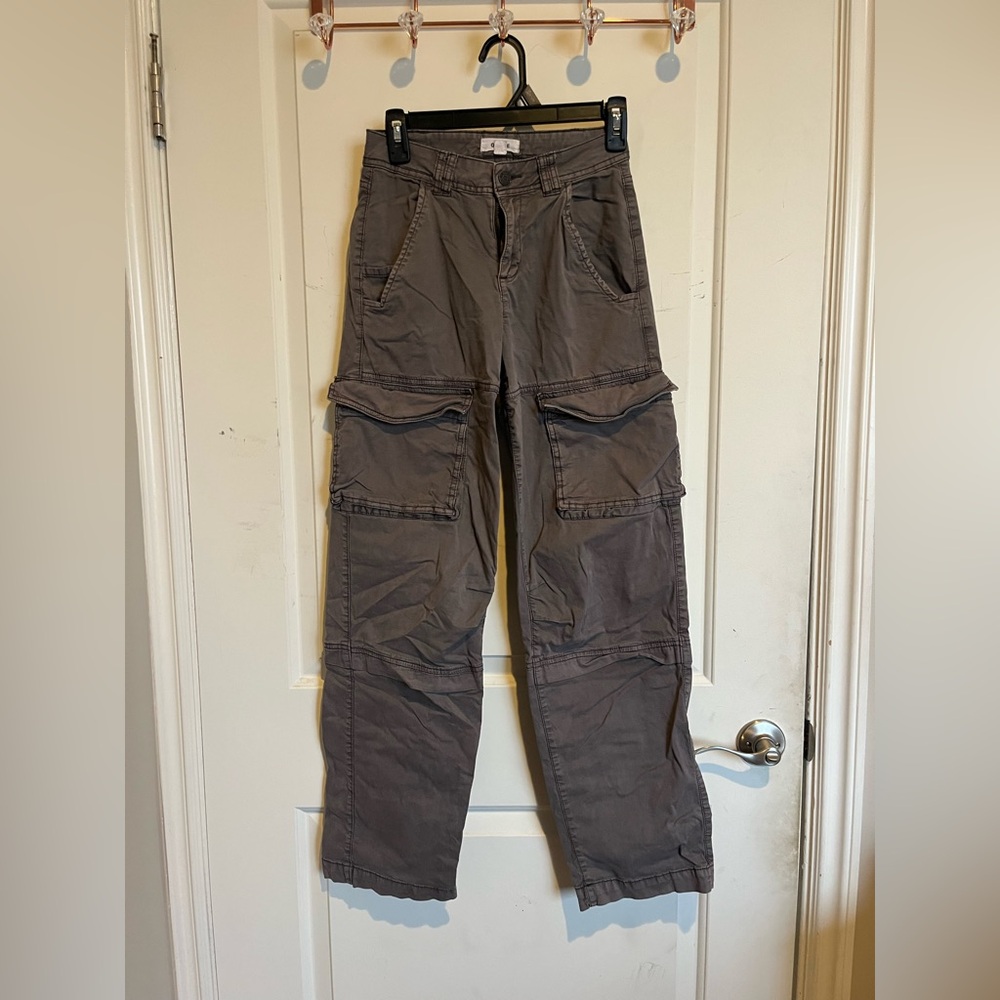 Garage cargos